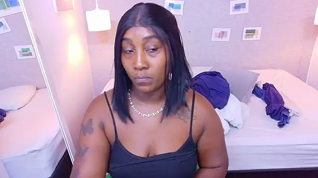 Snapshot of kiara_evanss chatting on 7, 4, 2026 kiara evanss online show from 7, 4, 2026