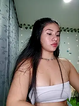 Snapshot of tara20_ chatting on 15, 12, 2024 tara20  online show from 15, 12, 2024