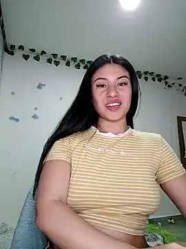 Snapshot of tara20_ chatting on 31, 12, 2024 tara20  online show from 31, 12, 2024