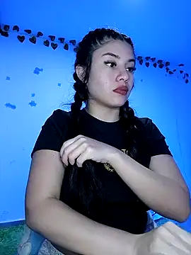Snapshot of tara20_ chatting on 25, 1, 2025 tara20  online show from 25, 1, 2025