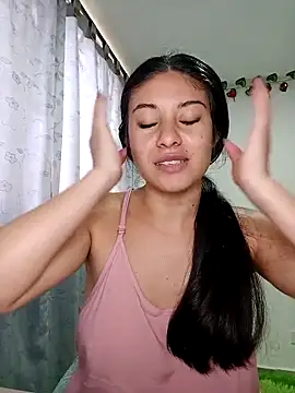 Snapshot of tara20_ chatting on 3, 3, 2025 tara20  online show from 3, 3, 2025