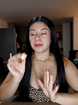 Snapshot of tara20_ chatting on 2, 10, 2025 tara20  online show from 2, 10, 2025