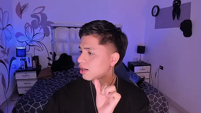 Snapshot of Niicky1_ chatting on 20, 1, 2025 Niicky1  online show from 20, 1, 2025