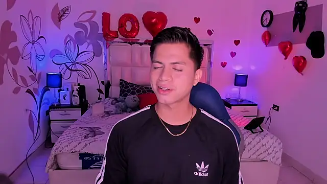 Snapshot of Niicky1_ chatting on 16, 2, 2025 Niicky1  online show from 16, 2, 2025