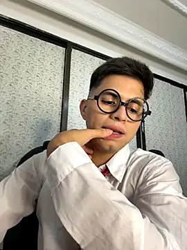 Snapshot of Niicky1_ chatting on 12, 9, 2025 Niicky1  online show from 12, 9, 2025