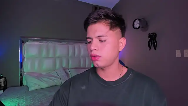 Snapshot of Niicky1_ chatting on 13, 9, 2025 Niicky1  online show from 13, 9, 2025