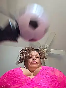 Snapshot of Erotic_and_Exotic chatting on 27, 6, 2026 Erotic and Exotic online show from 27, 6, 2026