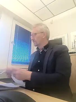 tom-swede online show from 3, 12, 2024