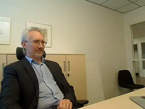 tom-swede online show from 13, 4, 2026