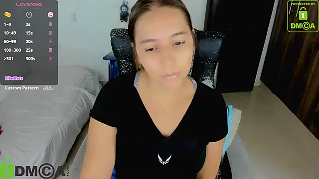 Snapshot of isa_loves_cum chatting on 21, 2, 2026 isa loves cum online show from 21, 2, 2026