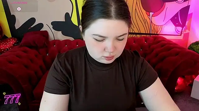 RosieMoons online show from 5, 4, 2026