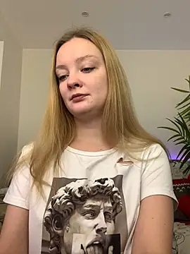 Snapshot of Radiants_two chatting on 11, 12, 2024 Radiants two online show from 11, 12, 2024