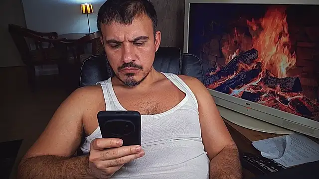 officeman7 online show from 4, 2, 2025