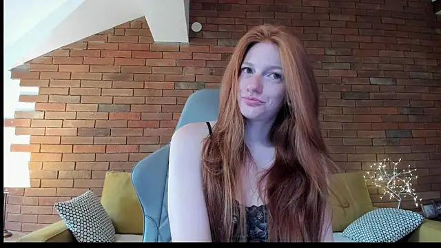 Snapshot of Aliceginger99 chatting on 14, 9, 2025 Aliceginger99 online show from 14, 9, 2025