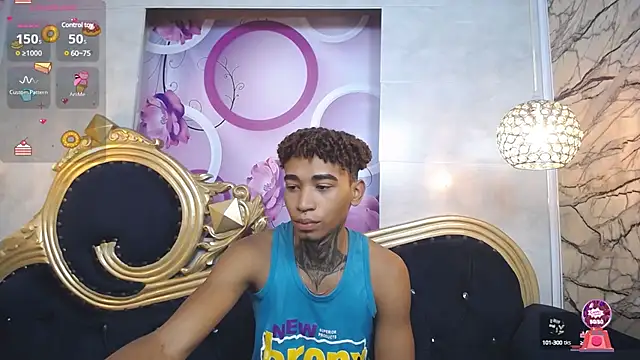 sexy blacks  online show from 22, 1, 2025