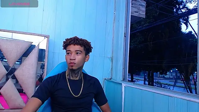 sexy blacks  online show from 20, 3, 2025