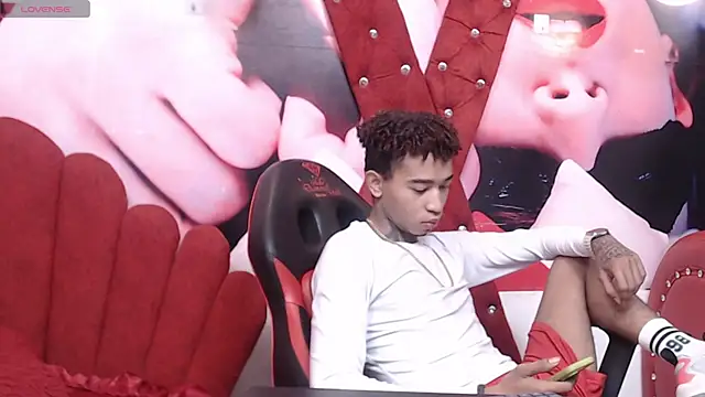 sexy blacks  online show from 9, 9, 2025