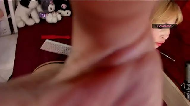 Snapshot of Nikole66_ chatting on 2, 3, 2026 Nikole66 online show from 2, 3, 2026