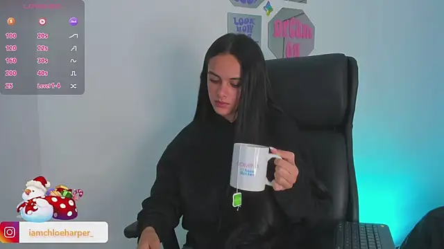 ChloeHarper  online show from 29, 12, 2024