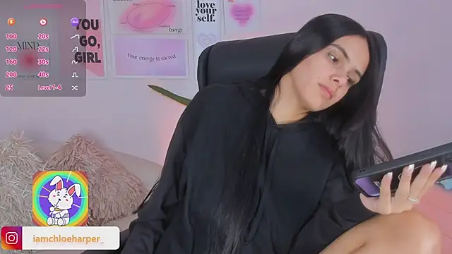 ChloeHarper  online show from 11, 1, 2025