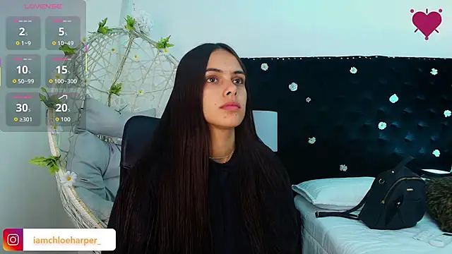 ChloeHarper  online show from 15, 9, 2025