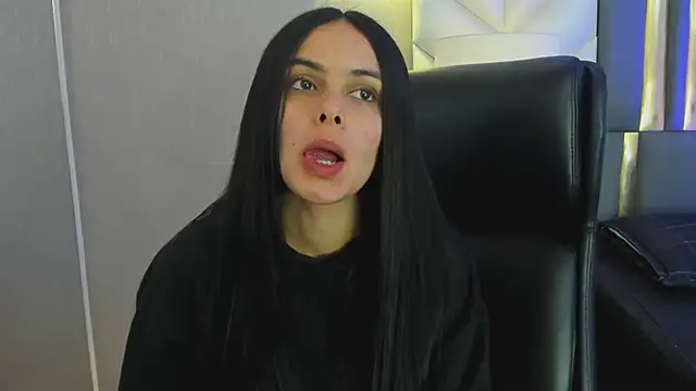 ChloeHarper  online show from 3, 4, 2026