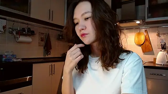 Snapshot of Kelly_Yon chatting on 13, 3, 2025 Kelly Yon online show from 13, 3, 2025