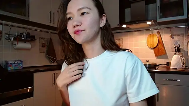 Snapshot of Kelly_Yon chatting on 14, 3, 2025 Kelly Yon online show from 14, 3, 2025