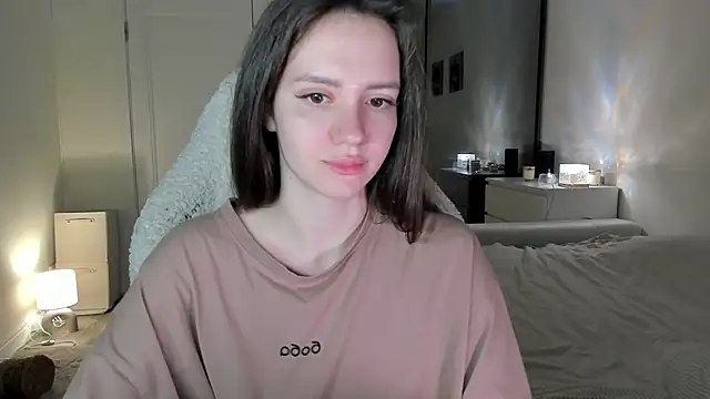 Sonia moon  online show from 12, 10, 2025