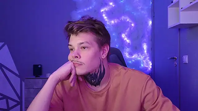 DENIS HERE online show from 30, 12, 2024