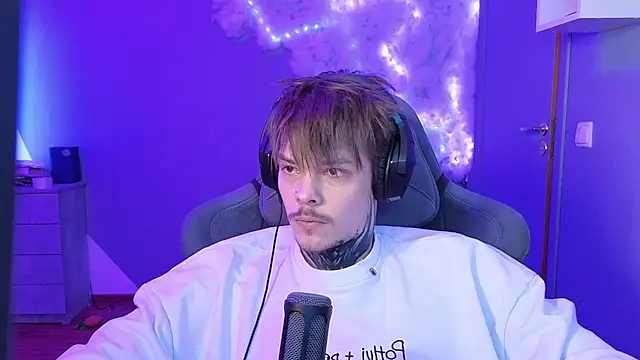 DENIS HERE online show from 22, 1, 2025