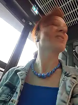 Exhibitionsplit online show from 25, 2, 2025