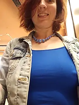 Exhibitionsplit online show from 8, 3, 2025