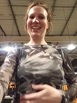 Exhibitionsplit online show from 13, 3, 2025