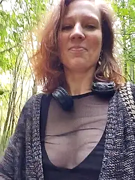 Exhibitionsplit online show from 31, 10, 2025