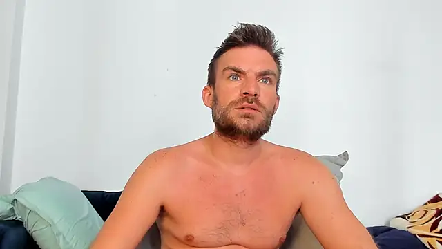 Snapshot of 10in_deluxe chatting on 20, 5, 2026 10in deluxe online show from 20, 5, 2026