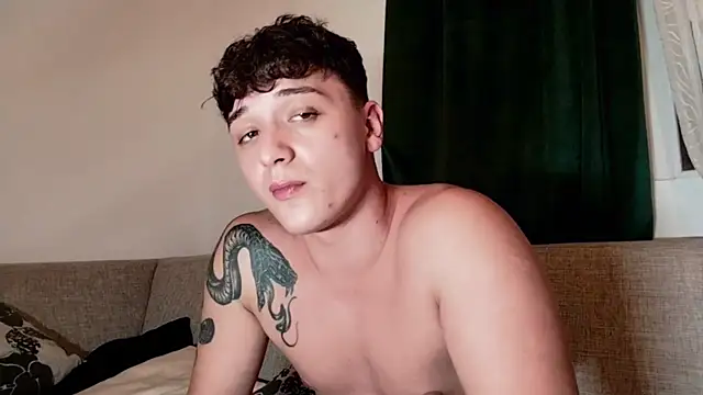 Snapshot of Joedonovan1 chatting on 28, 9, 2025 Joedonovan1 online show from 28, 9, 2025