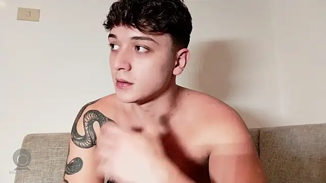 Snapshot of Joedonovan1 chatting on 28, 10, 2025 Joedonovan1 online show from 28, 10, 2025