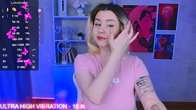 cutie mili online show from 11, 3, 2025