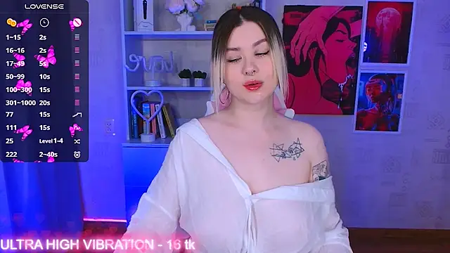 cutie mili online show from 14, 3, 2025