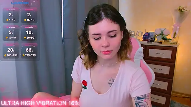 cutie mili online show from 9, 9, 2025