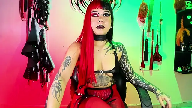 irregular fetish  online show from 7, 4, 2026