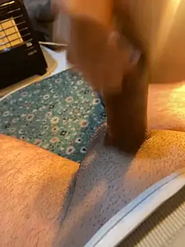 Snapshot of azginnn35 chatting on 13, 2, 2026 azginnn35 online show from 13, 2, 2026