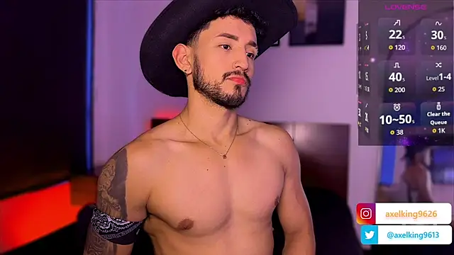 AxelKing1326 online show from 10, 4, 2026