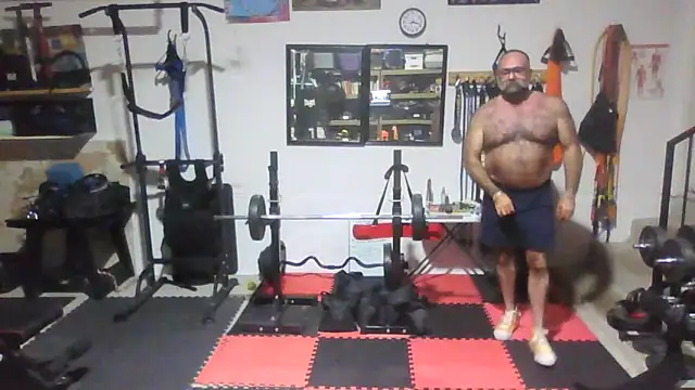 Snapshot of chainjulious chatting on 4, 5, 2026 chainjulious online show from 4, 5, 2026