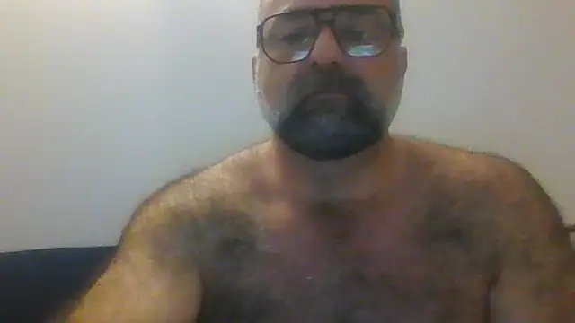 Snapshot of chainjulious chatting on 12, 5, 2026 chainjulious online show from 12, 5, 2026
