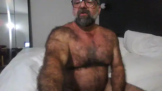 Snapshot of chainjulious chatting on 5, 6, 2026 chainjulious online show from 5, 6, 2026