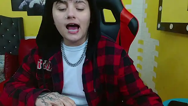 isabeautyx19 online show from 14, 3, 2026