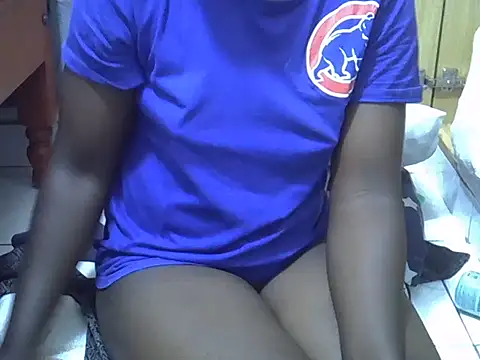 Snapshot of ebonyzoe chatting on 4, 6, 2026 ebonyzoe online show from 4, 6, 2026