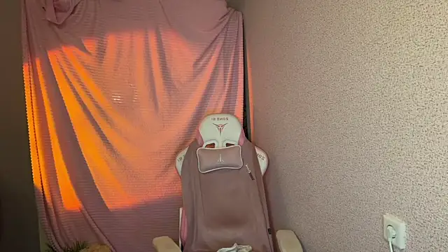 Katrin  kiss online show from 25, 11, 2025